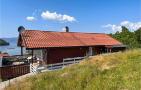 Nice Home In Sjernarøy With Wifi